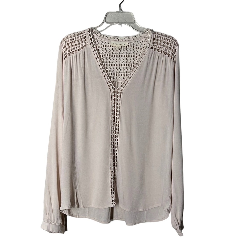 Lovestitch Boho Blush LongSleeve Lighweight Top. NWOT. Sz L embroidered.